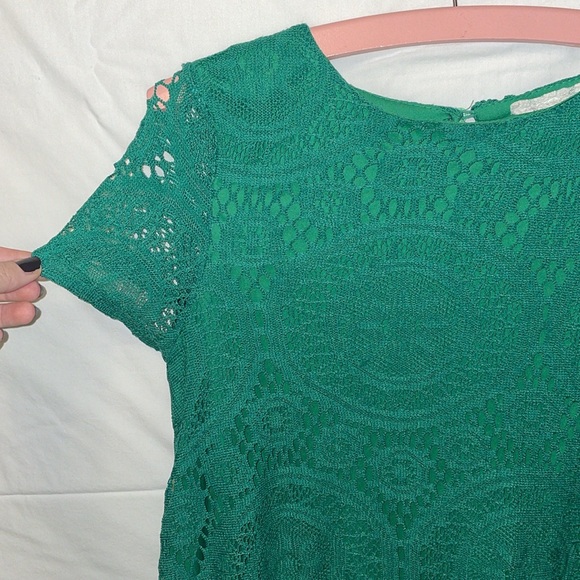 Green Flowy Mini Dress - Picture 3 of 3